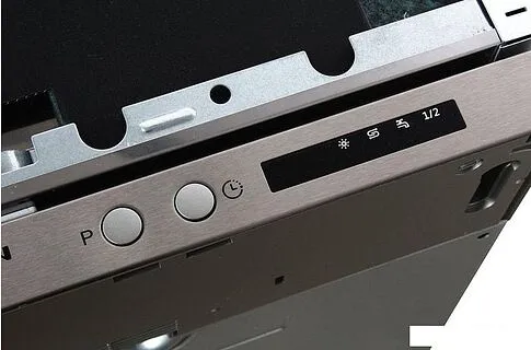 Встраиваемая посудомоечная машина Leran BDW 45-106