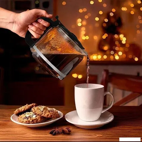 Капельная кофеварка Kitfort KT-7338