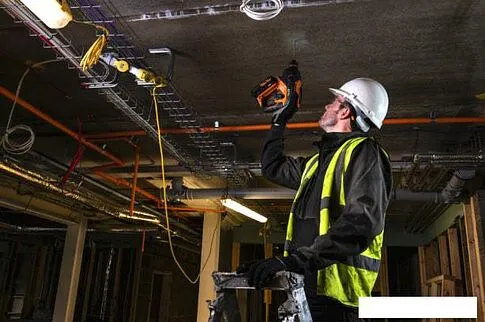 Перфоратор AEG BBH 18C-0 4935464984 (без АКБ)