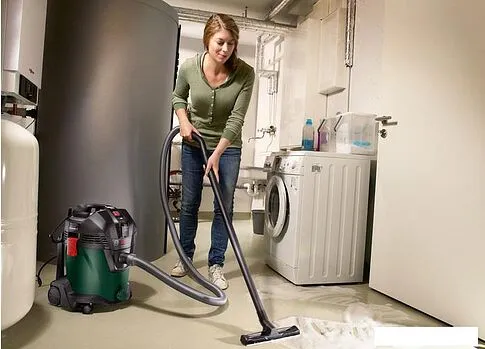 Пылесос Bosch AdvancedVac 20 [06033D1200]