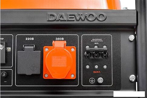 Бензиновый генератор Daewoo Power GDA 7500E-3