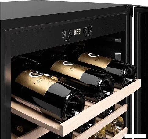 Винный шкаф MAUNFELD MFWC-52S18