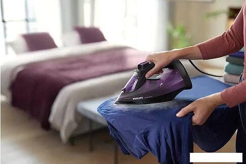 Утюг Philips DST5030/80