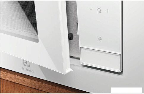 Микроволновая печь Electrolux LMS4253TBW