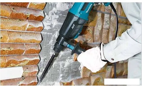 Перфоратор Makita HR2631FT