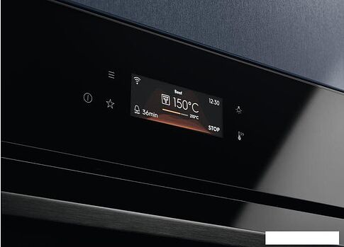 Электрический духовой шкаф Electrolux EOC8P39WZ