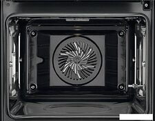 Электрический духовой шкаф Electrolux SteamBoost 800 EOB8S39WZ