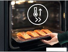 Электрический духовой шкаф Electrolux SteamBoost 800 KOBBS39H Электрический духовой шкаф Electrolux SteamBoost 800 KOBBS39H