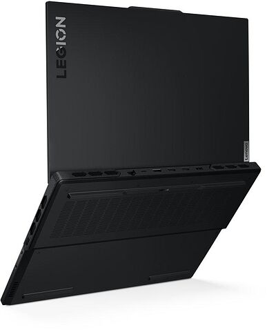 Игровой ноутбук Lenovo Legion Pro 7 16IRX8H 83DE004HRK