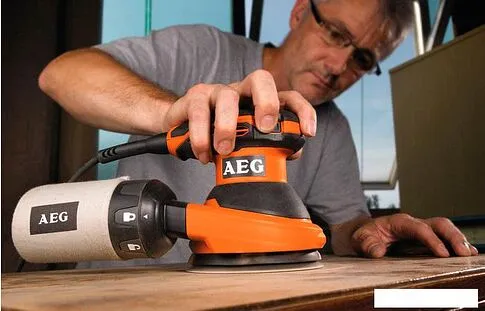 Эксцентриковая шлифмашина AEG EX 125 ES