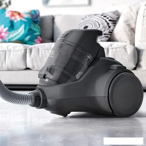 Пылесос Electrolux Ease C4 EC41-4T