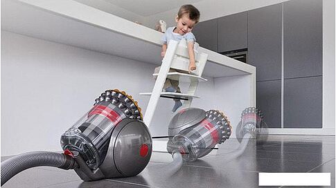 Пылесос Dyson Big Ball Multifloor 2+