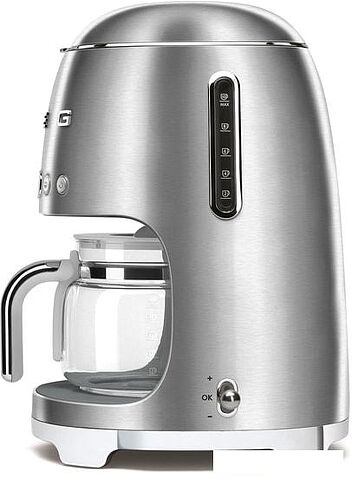 Капельная кофеварка Smeg DCF02SSEU