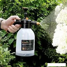 Ручной опрыскиватель Plantic 2л 29401-01