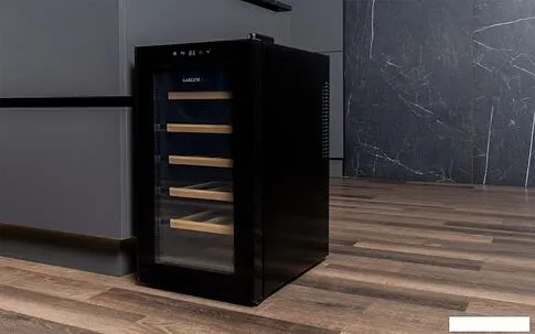 Винный шкаф Garlyn WR-50