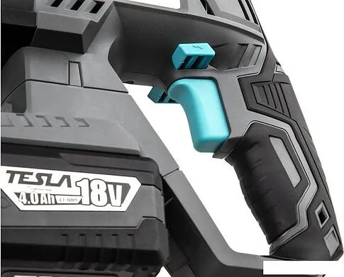 Перфоратор Tesla TD18DC (без АКБ)