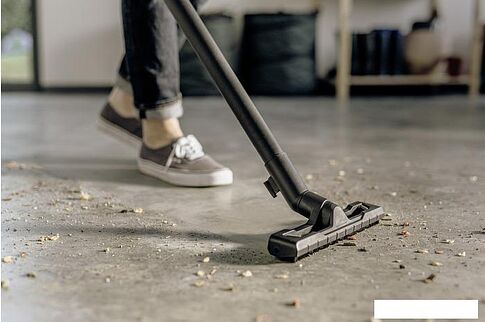 Пылесос Karcher WD 2 Plus V-15/4/18/C 1.628-011.0