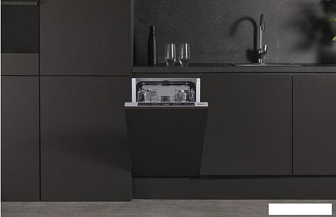 Встраиваемая посудомоечная машина Hisense HV543D10