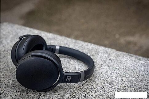 Наушники Sennheiser HD 450BT (черный)