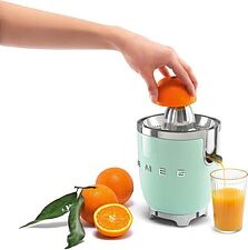 Соковыжималка Smeg CJF01PGEU