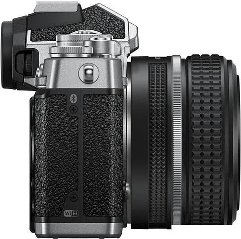 Беззеркальный фотоаппарат Nikon Z fc Body (черный/серебристый)