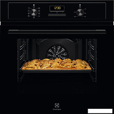 Электрический духовой шкаф Electrolux SteamBake 600 EOD3H50BK