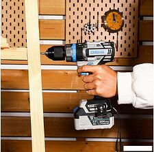 Ударная дрель-шуруповерт Deko DKCID20 063-4456 (без АКБ)