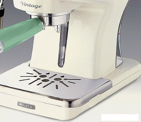 Рожковая кофеварка Ariete Vintage 1389 (зеленый)