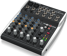 Микшерный пульт Behringer Xenyx 802S