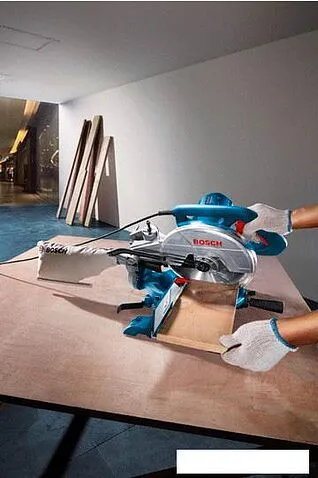 Дисковая пила Bosch GCM 10 MX Professional [0601B29021]