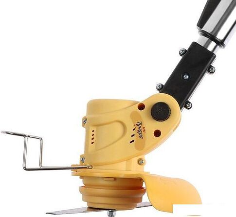 Триммер Tundra 9212152 (с 1-им АКБ)