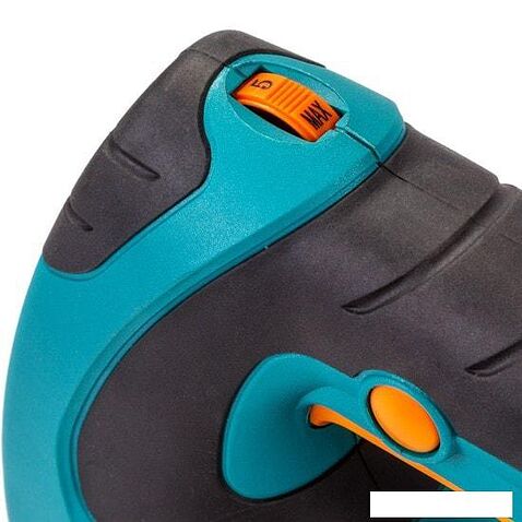 Электролобзик Bort BPS-700X-Q