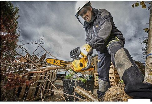 Аккумуляторная пила DeWalt DCM565N-XJ (без АКБ)