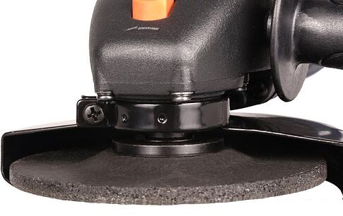 Угловая шлифмашина Ferm AGM1087