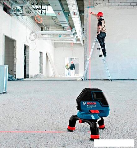 Лазерный нивелир Bosch GLL 3-50 [0601063800]