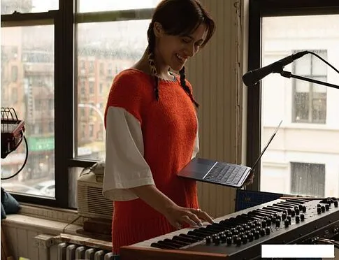 Ноутбук Apple Macbook Air 13" M2 2022 Z160009S4