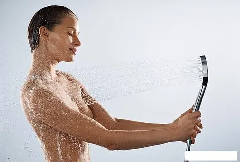 Душевой гарнитур Hansgrohe Croma Select E Vario 26425400