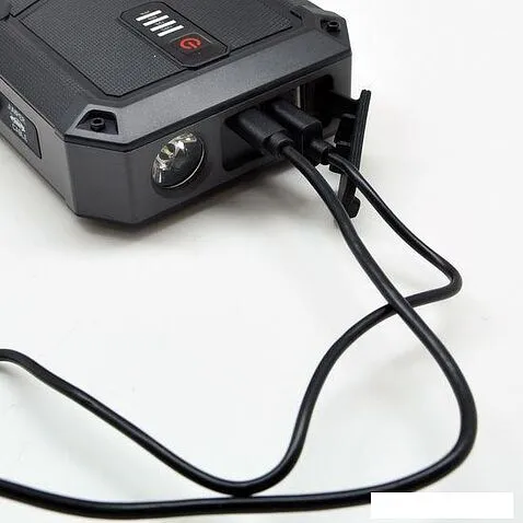 Портативное пусковое устройство Беркут JSL-25000