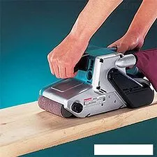 Ленточная шлифмашина Makita 9404J (с кейсом)