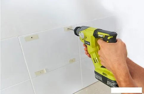 Перфоратор Ryobi R18SDS-0 (5133002305)