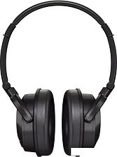 Наушники Behringer HC 2000B