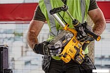 Пылесос DeWalt D25304DH-XJ Пылесос DeWalt D25304DH-XJ