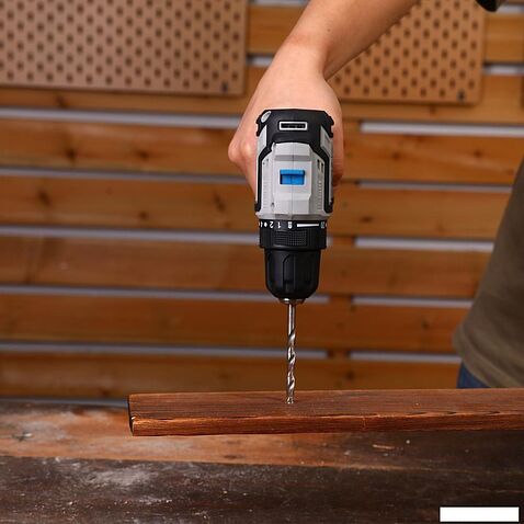 Дрель-шуруповерт Deko Loner 20V PRO 085-1010 (с 2-мя АКБ, кейс)