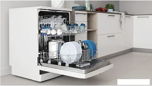 Посудомоечная машина Indesit DFE 1B19 13