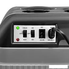 Термоэлектрический автохолодильник Coolfort CF-0233 25л (черный) Термоэлектрический автохолодильник Coolfort CF-0233 25л (черный)