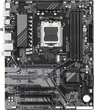 Материнская плата Gigabyte B650 UD AX (rev. 1.0) Материнская плата Gigabyte B650 UD AX (rev. 1.0)
