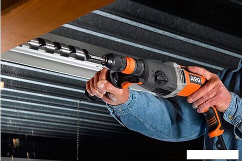 Перфоратор AEG KH 28 Super XE