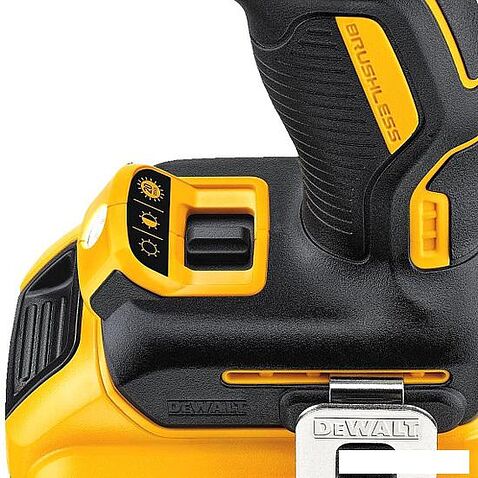 Дрель-шуруповерт DeWalt DCD796D2 (с 2-мя АКБ 2 Ah)