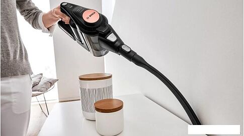 Пылесос Bosch Serie 8 Unlimited Gen2 ProParquet BCS8214PRQ