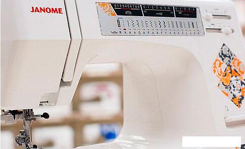 Швейная машина Janome ArtDecor 718A
